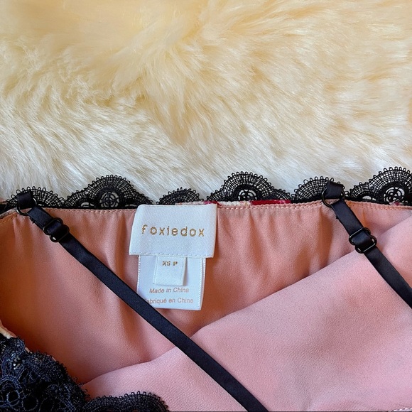 ๐ NWT Anthro Floral Foxidox w/Black Lace & Adjustable Straps - XS P - Picture 9 of 11